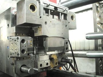 China OEM customized plastic injection moulds and molding Chinese facotry, PC,ABS,plastic injection parts